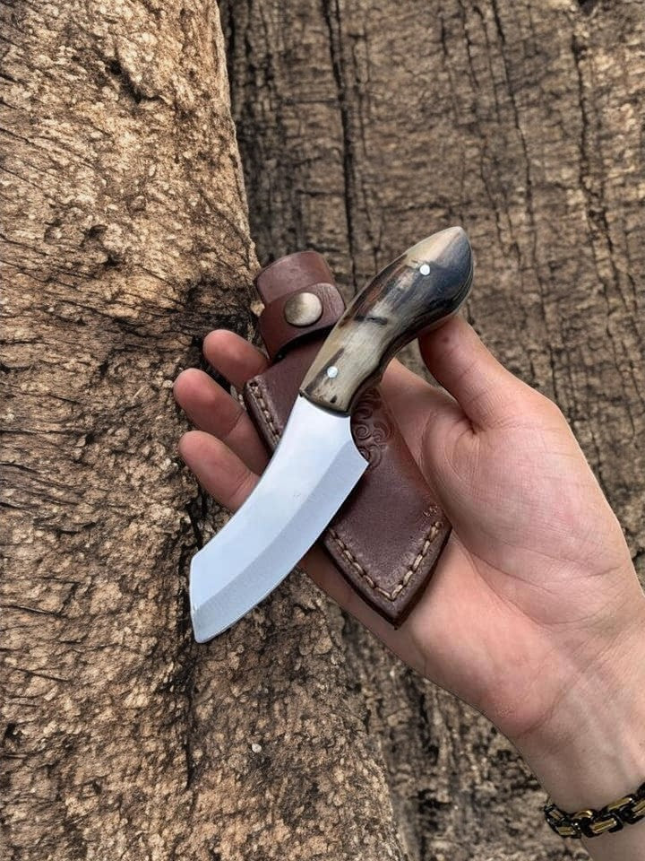Handmade D2 Steel Skinning Knife with Sheep Horn Handle