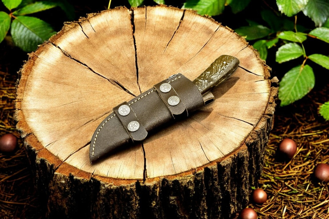 Handmade Damascus Hunting Knife – Exotic Wood Handle