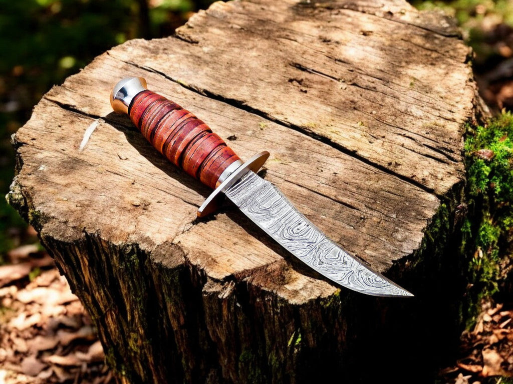 Handmade Damascus Bowie Knife – Buffalo Horn Handle