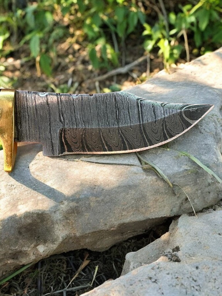 Handmade Damascus Hunting Knife with Epoxy Resin Handle